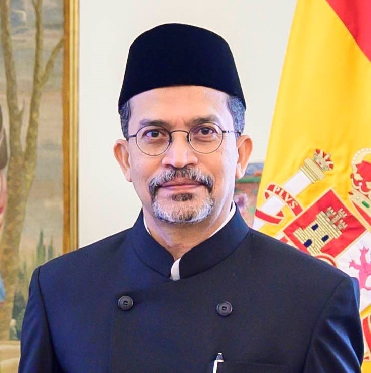 ukuran pas foto dr.muhammad najib